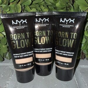 NYX Professional Makeup Born To Glow! LIGHT‎ Natural Radiant Foundation LOT OF 3